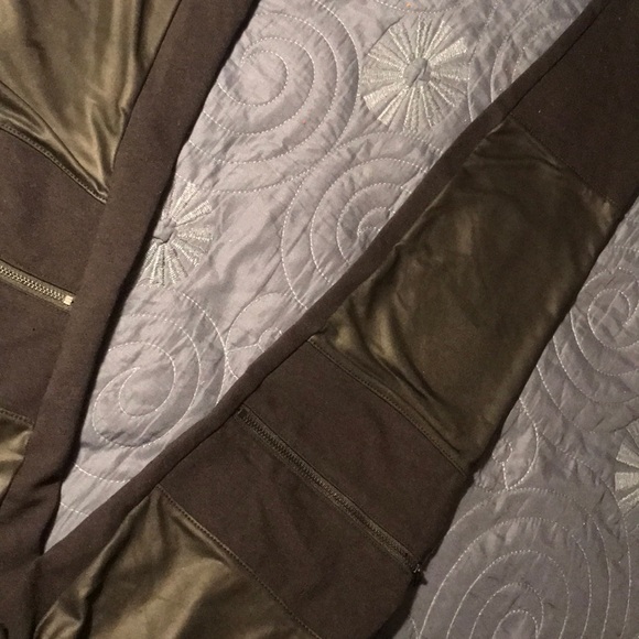 Jeans - Picture 5 of 5